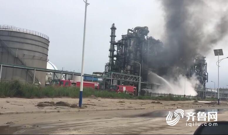 山东化工企业突发爆炸事件，探寻自然美景带来心灵宁静的思考