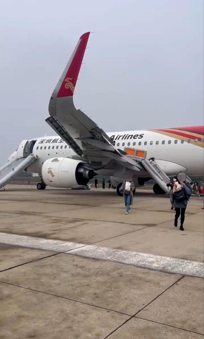 深圳航空航班客舱烟雾事件，回顾与影响分析