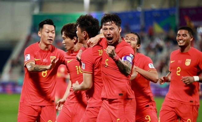 国足与印尼足球对决前瞻，期待中的战场对决