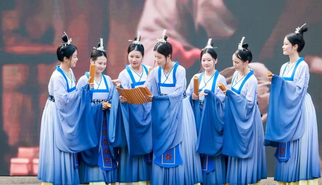 双城最新招聘信息及自然美景探索之旅，寻找内心的平和与宁静之旅