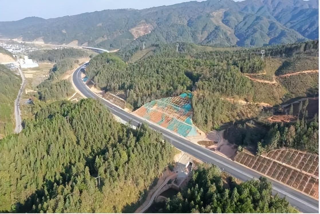 靖黎高速公路最新动态更新，最新消息揭秘