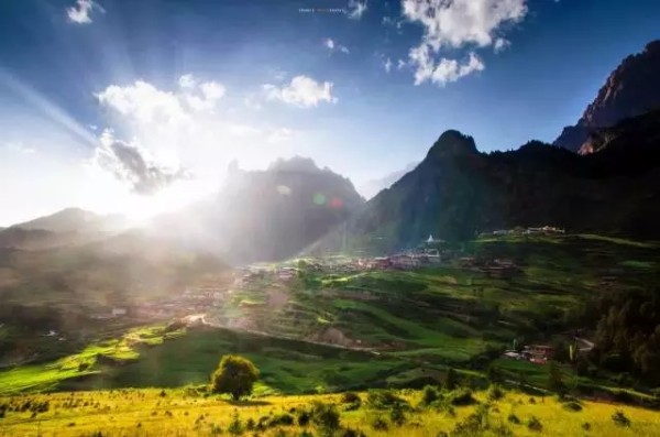 威宁最新动态，自然美景探索之旅，寻觅内心平和与宁静的旅程