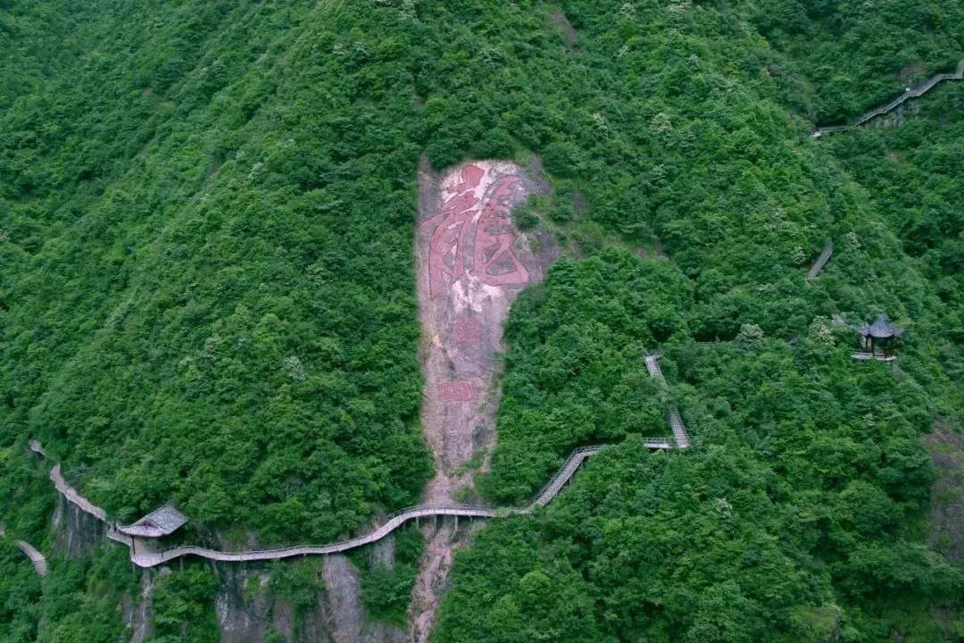 自然美景与内心平和宁静