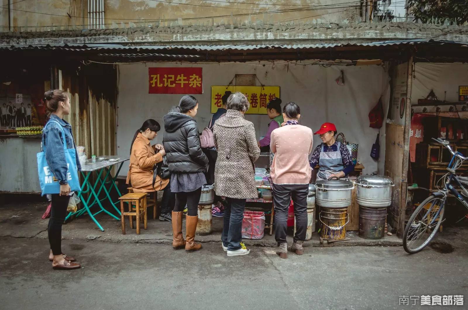 赤水疫情最新动态与小巷深处的独特风情与美食探索